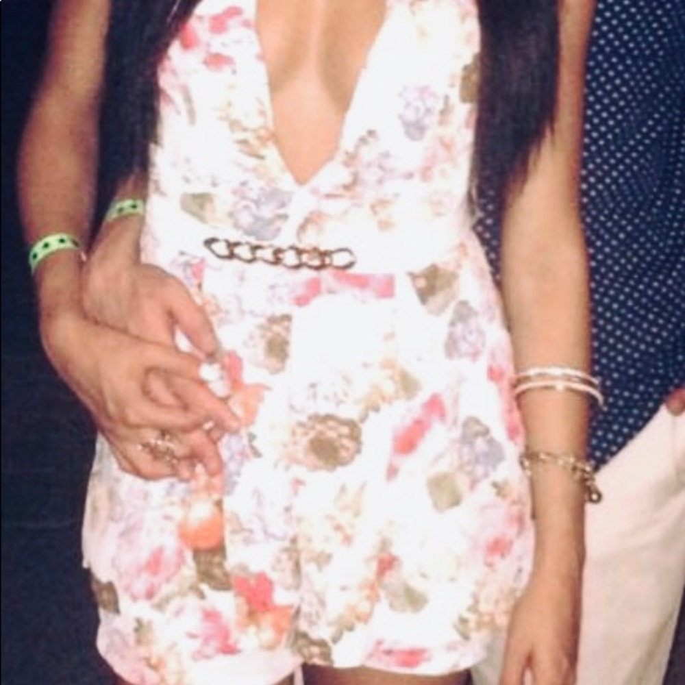 Romper - Picture 3 of 3